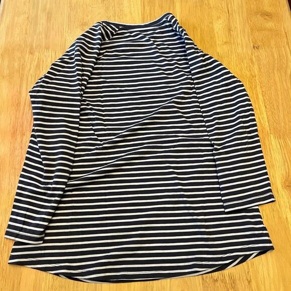 Columbia UnBearable Soft Striped Women’s Tee size medium - Picture 13 of 13